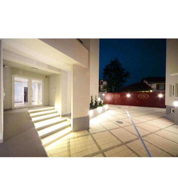Wing Club Dajana Aparthotel Jagodina Exterior foto